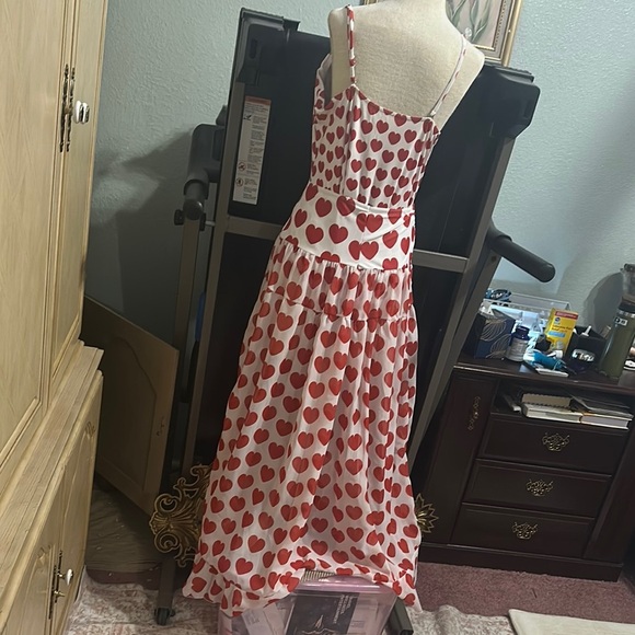 Adorable beach ready outfit - Picture 5 of 6